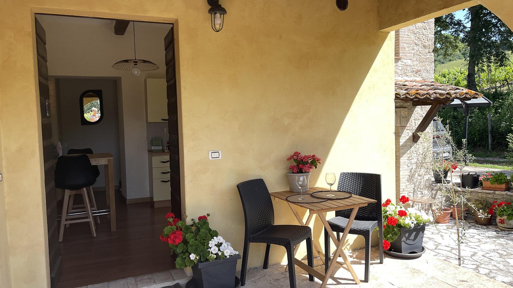Small Apartment - 28