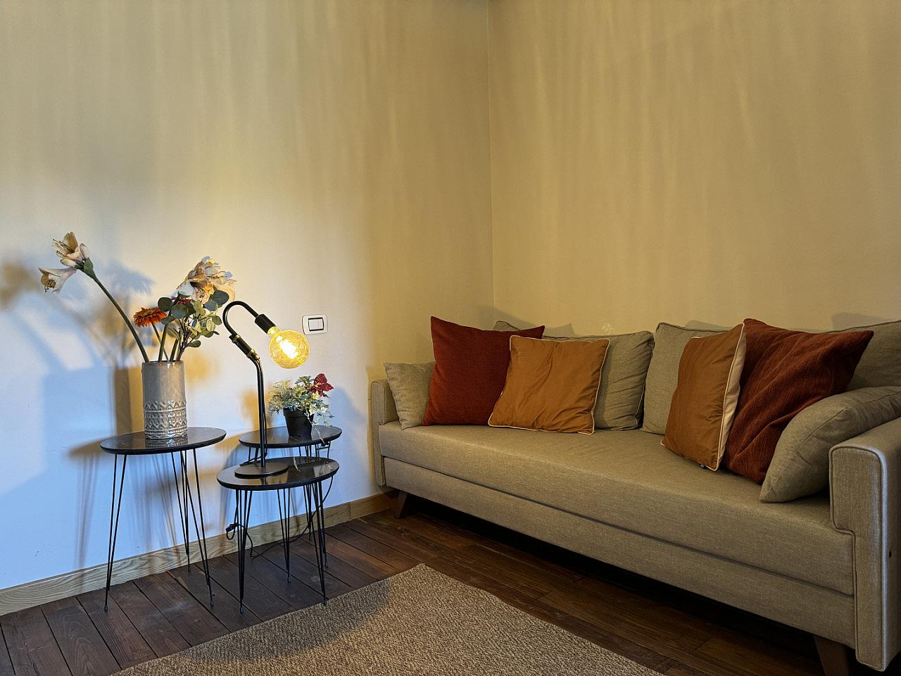 Bed In A 1-Bed Females Only Room - 16