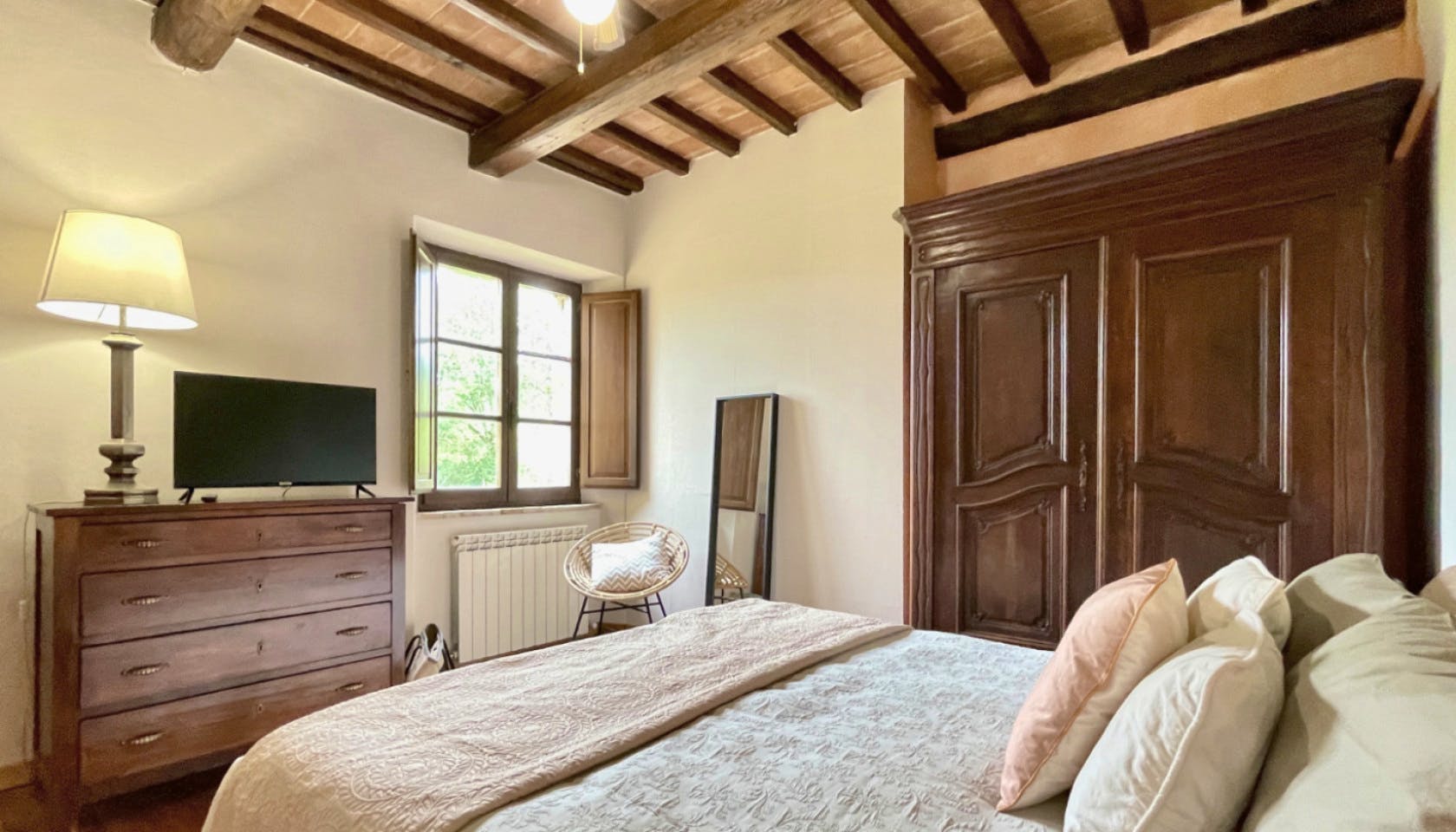 Large Apartment - 3