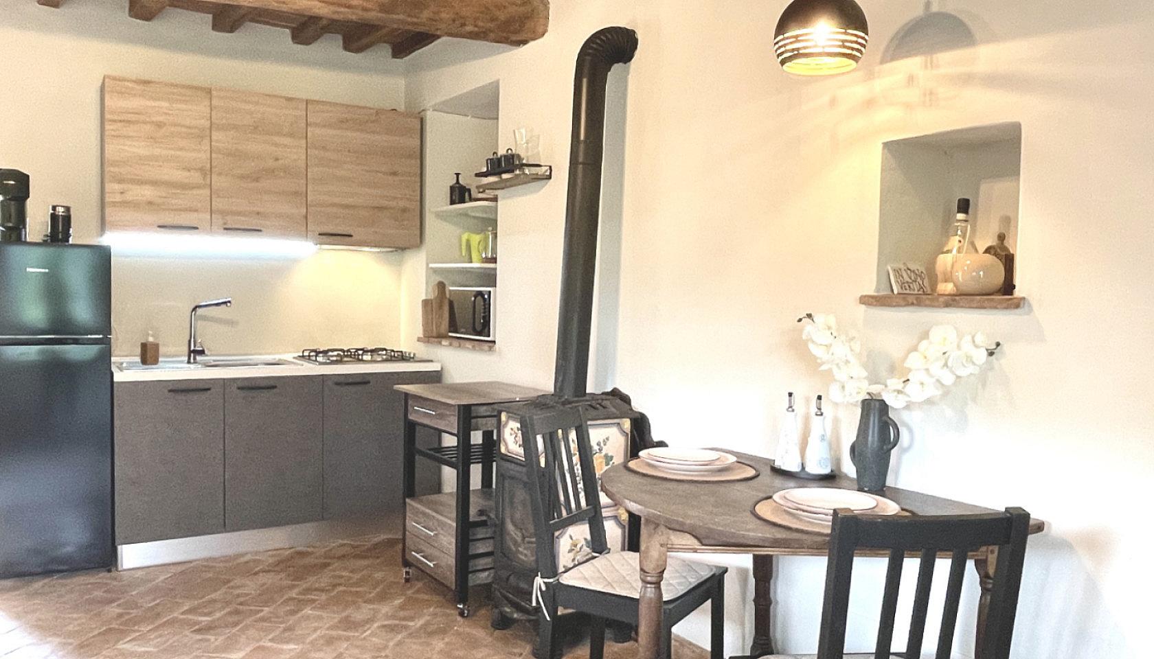 Small/Medium Apartment - 32