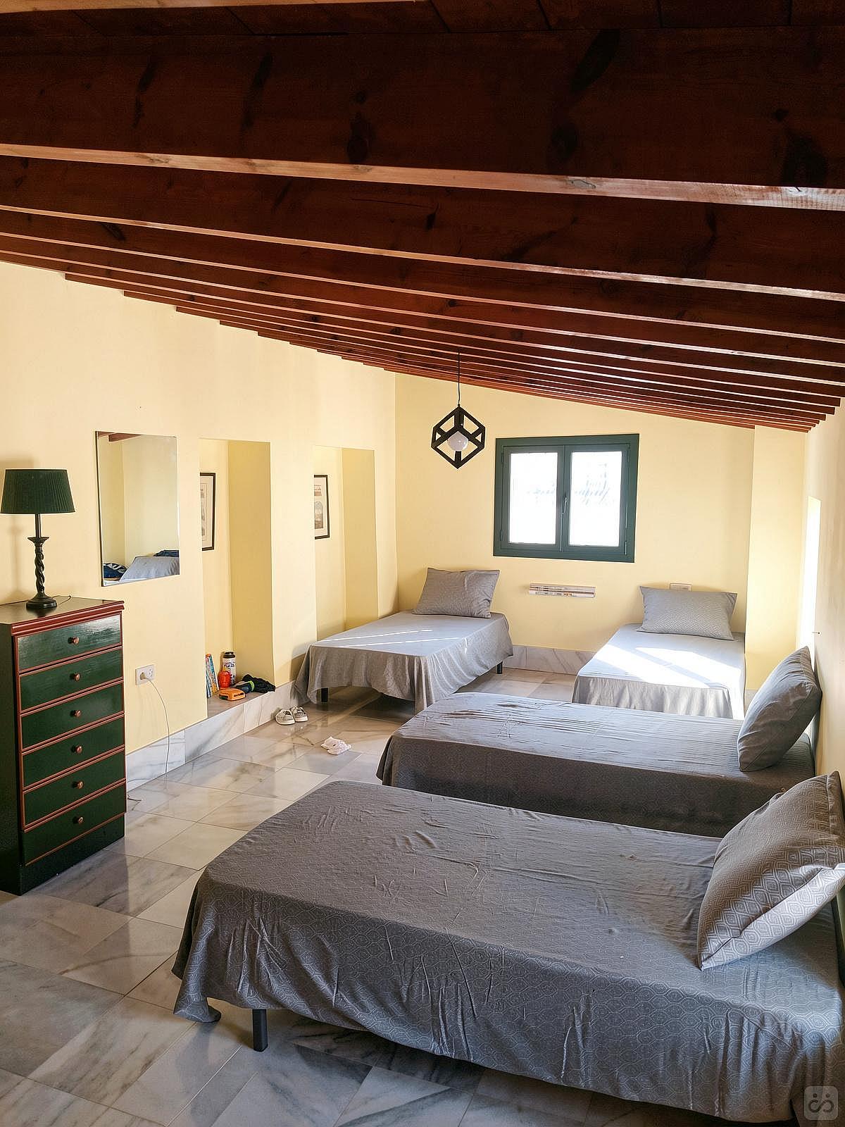 Bed In A 4-Bed Mixed Gender Room - 5