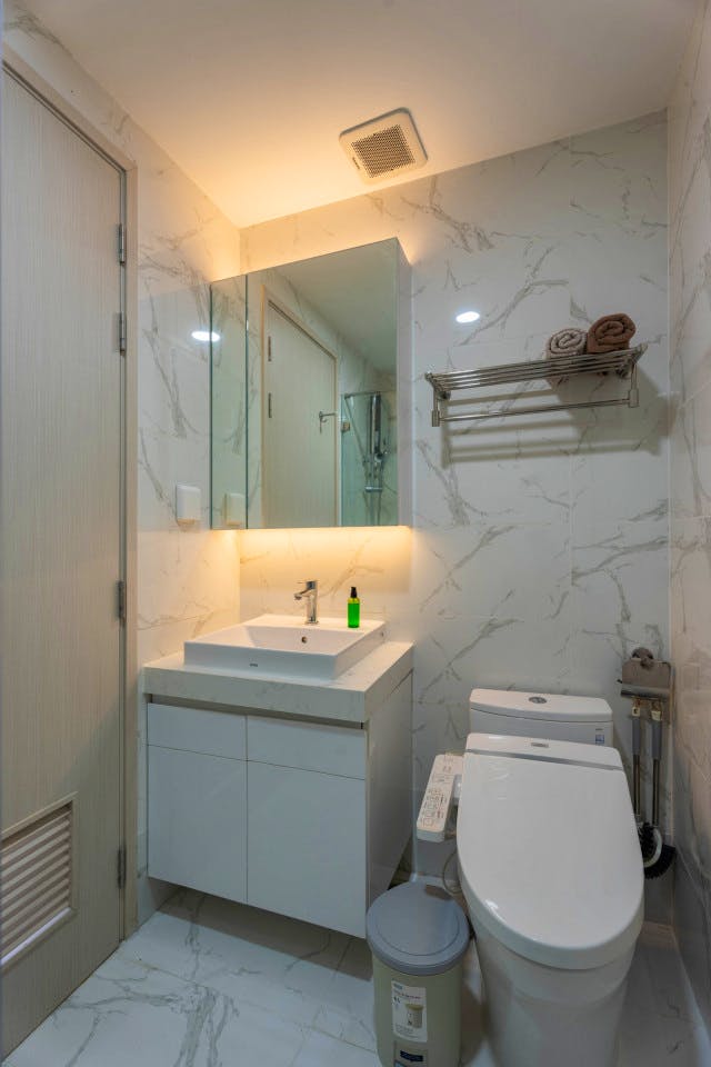  Double Bedroom With Private Bathroom  -  Luong Dinh Cua Home  - Gallery -  4