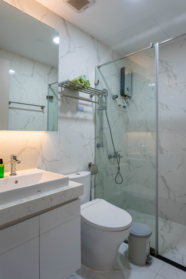  Double Bedroom With Private Bathroom  -  Luong Dinh Cua Home  - Gallery -  1