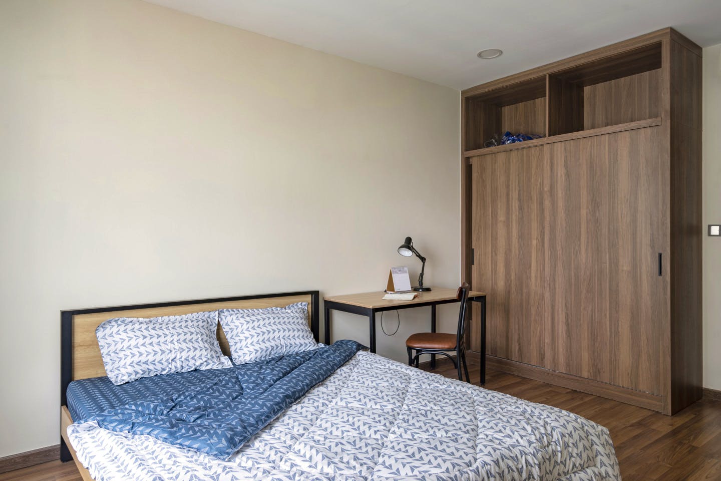  Double Bedroom With Private Bathroom  -  De Capella Home  - Gallery -  4