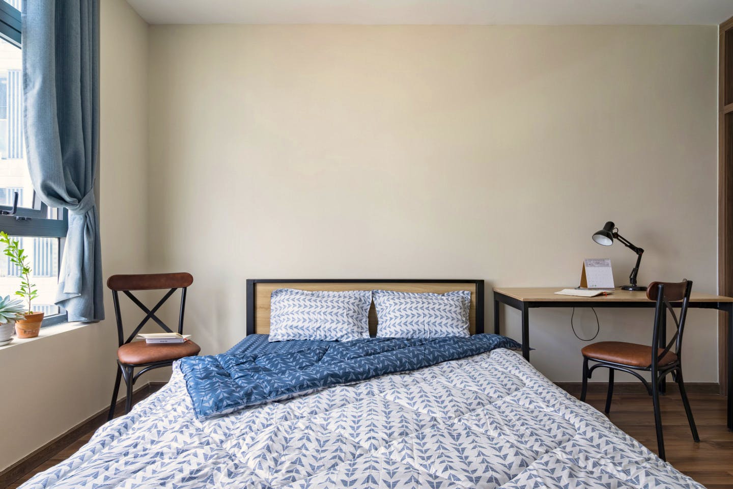  Double Bedroom With Private Bathroom  -  De Capella Home  - Gallery -  3