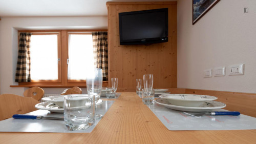 Lovely 2-bedroom house in Premadio - Gallery - 43