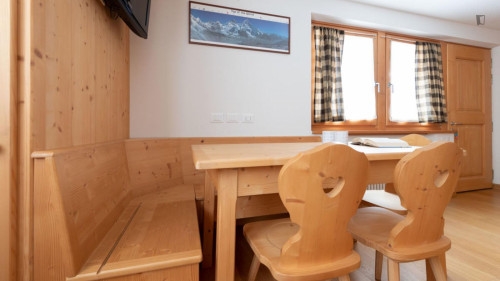 Lovely 2-bedroom house in Premadio - Gallery - 15