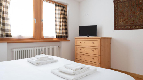 Lovely 2-bedroom house in Premadio - Gallery - 34