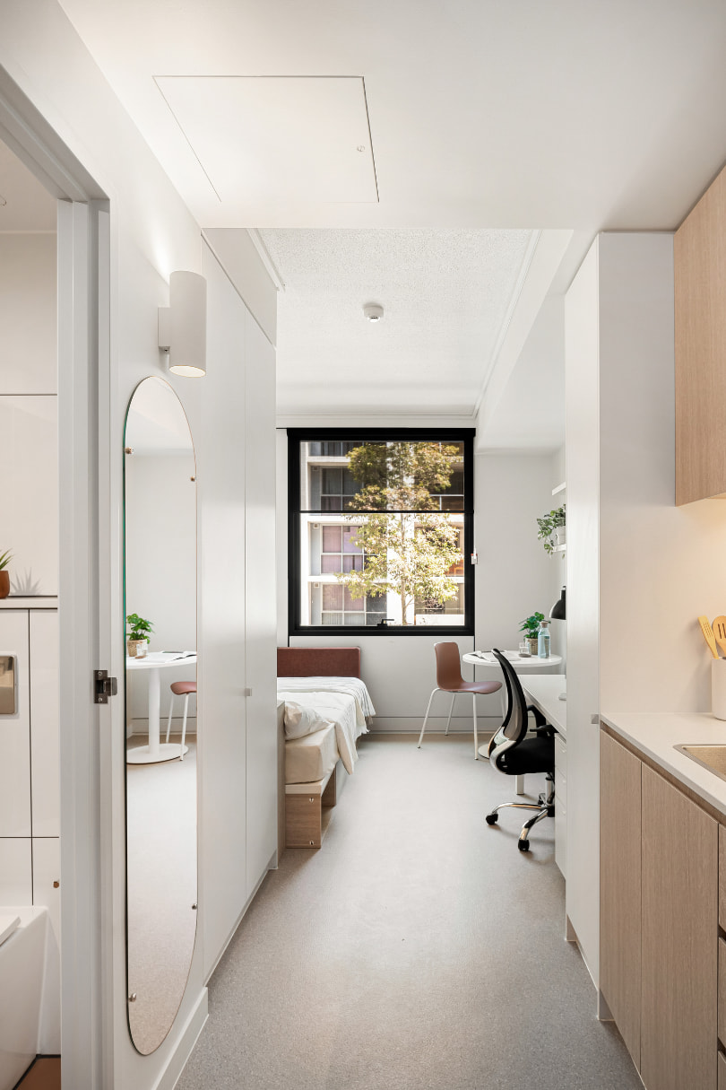  Standard Studio Apartment  -  Iglu Mascot  - Gallery -  3