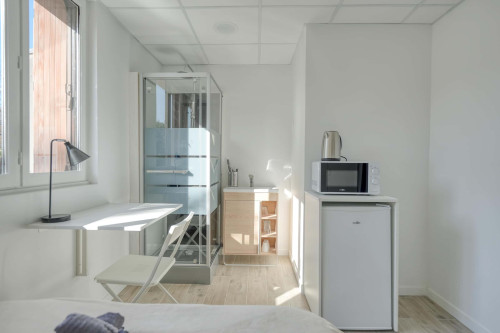 Rue du Petit Bois, Montreuil - Gallery - 11