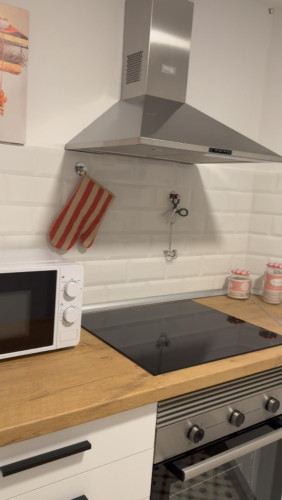 Cozy double bedroom within walking distance to the city center
