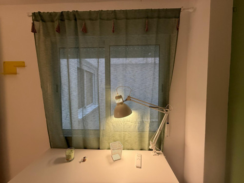 Cozy double bedroom within walking distance to the city center