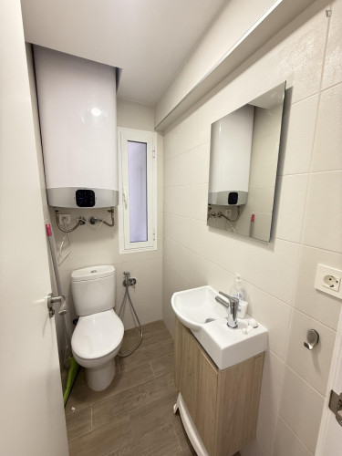 Shiny double bedroom close to the city center - Gallery - 11