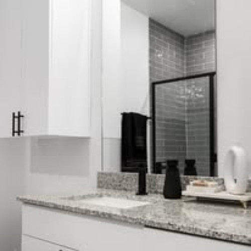 Modern Coliving with Resort Amenities in Vibrant Bishop Arts District