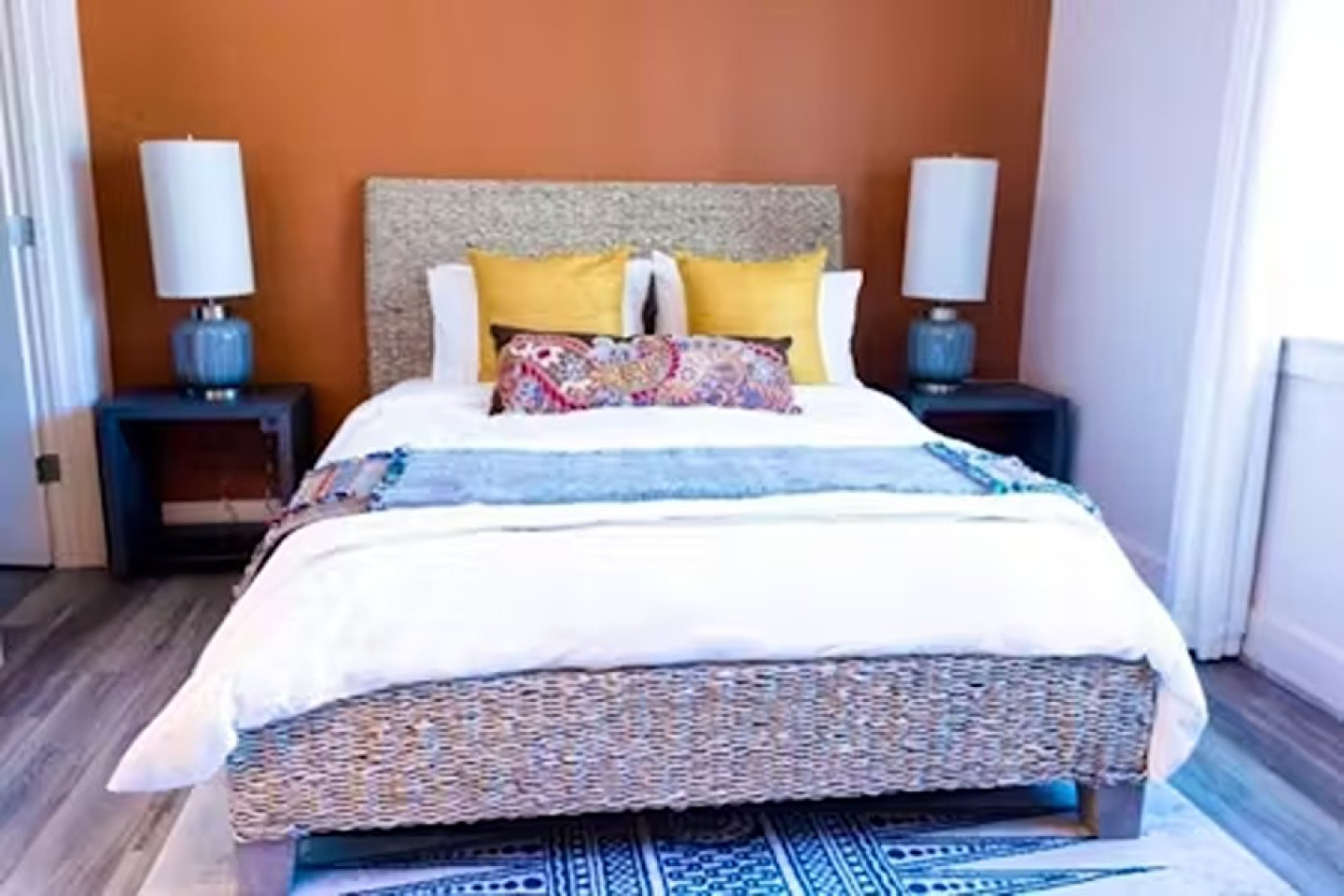  Private Room 4x4 B  -  Modern Coliving with Resort Amenities in Vibrant Bishop Arts District  - Gallery -  3