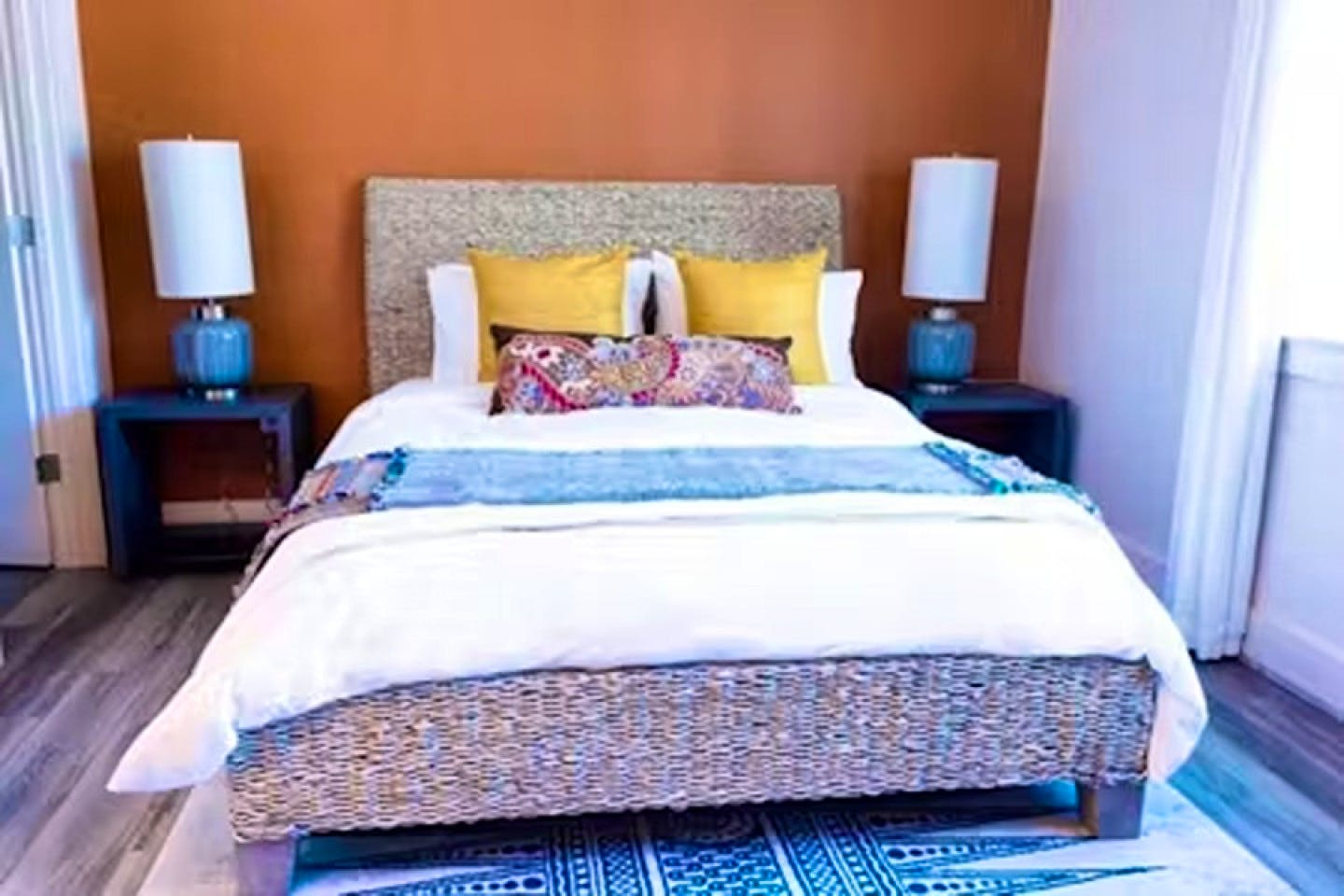  Private Room 4x4 C  -  Modern Coliving with Resort Amenities in Vibrant Bishop Arts District  - Gallery -  4