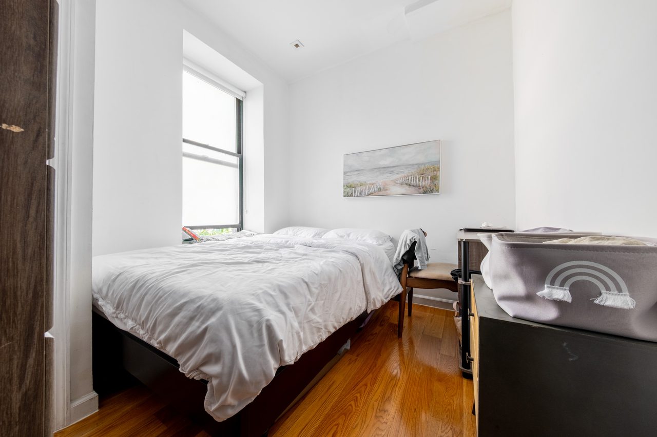#1872: Central Harlem - Full Bedroom B - #1872: Central Harlem - Gallery - 11