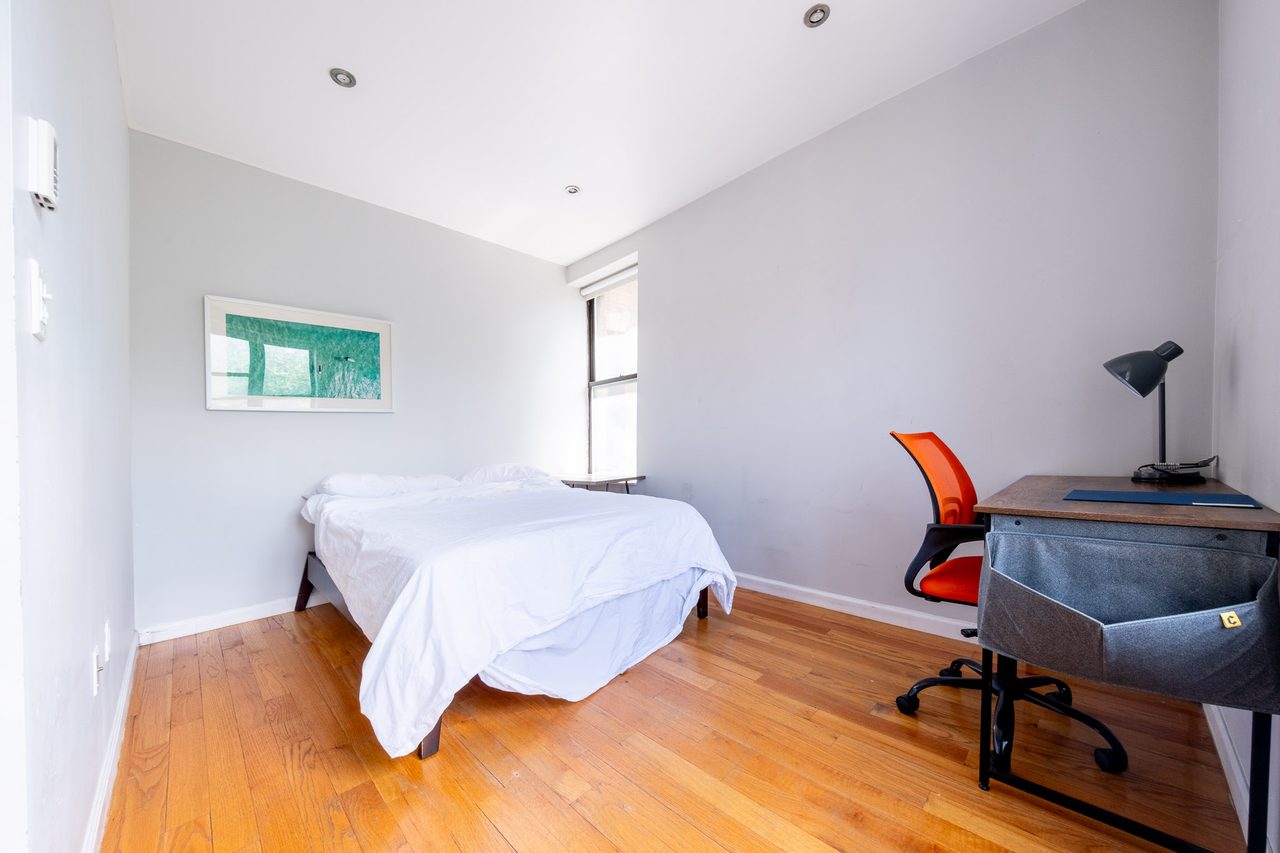  #1873: Central Harlem - Full Bedroom A  -  #1873: Central Harlem  - Gallery -  3