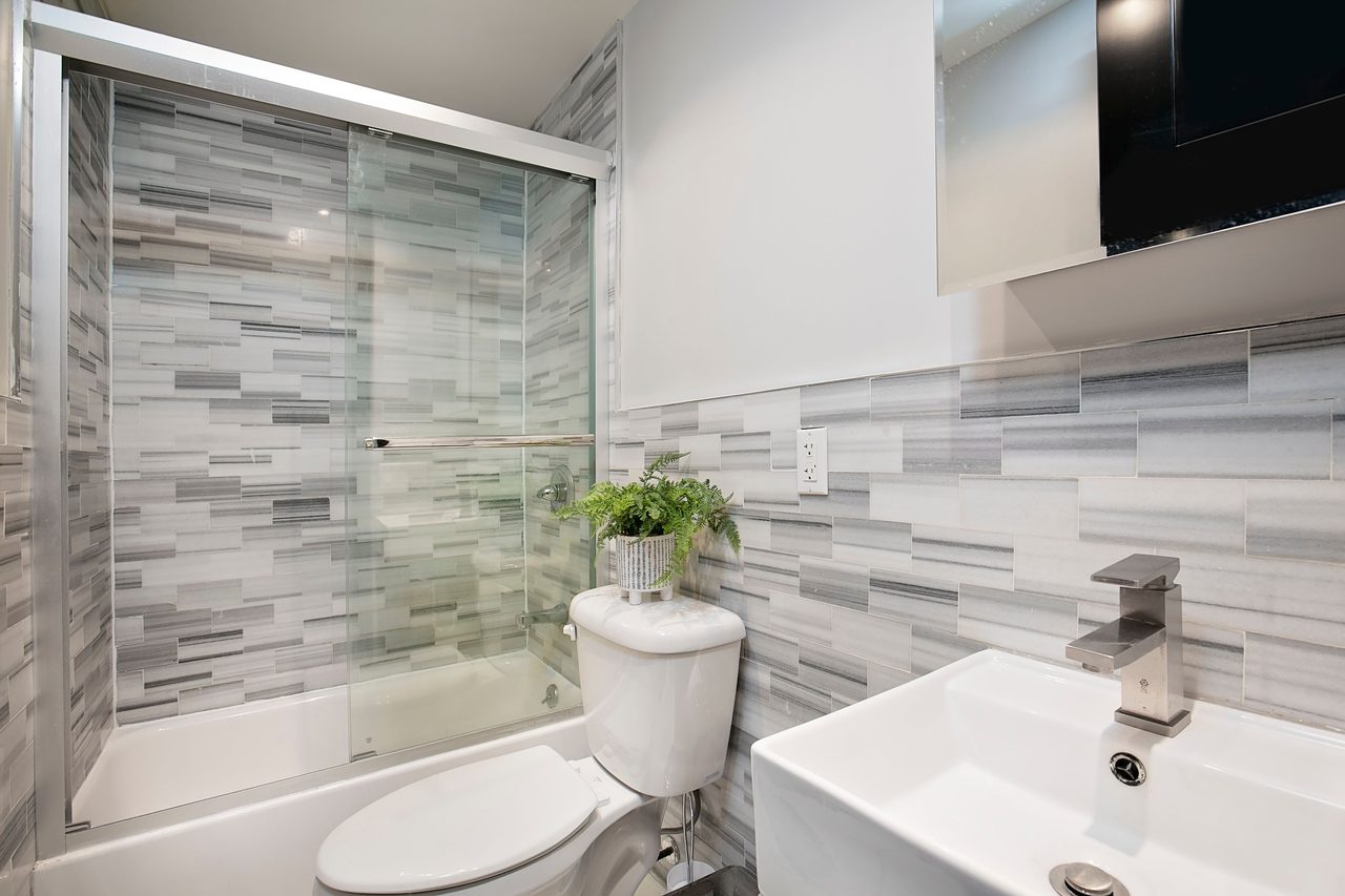 #1871: Central Harlem - Full Bedroom C - 7