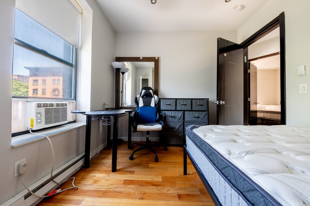 #1871: Central Harlem - Full Bedroom A - 1