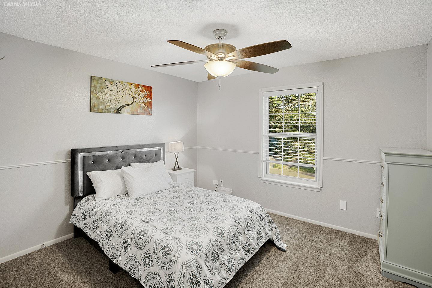  Bed In A 2-Bed Male Only Room  -  Spacious Family-Friendly Coliving Home in Vibrant South Side Greenfield  - Gallery -  7