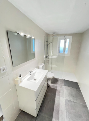 Charming single bedroom in shared flat in La Florida - Gallery - 9