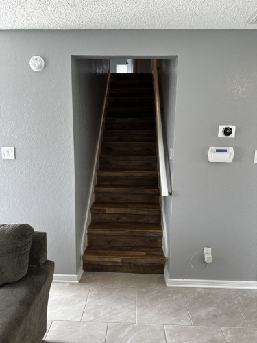 Welcoming Coliving Space in Family-Friendly Western Hills with Prime Amenities