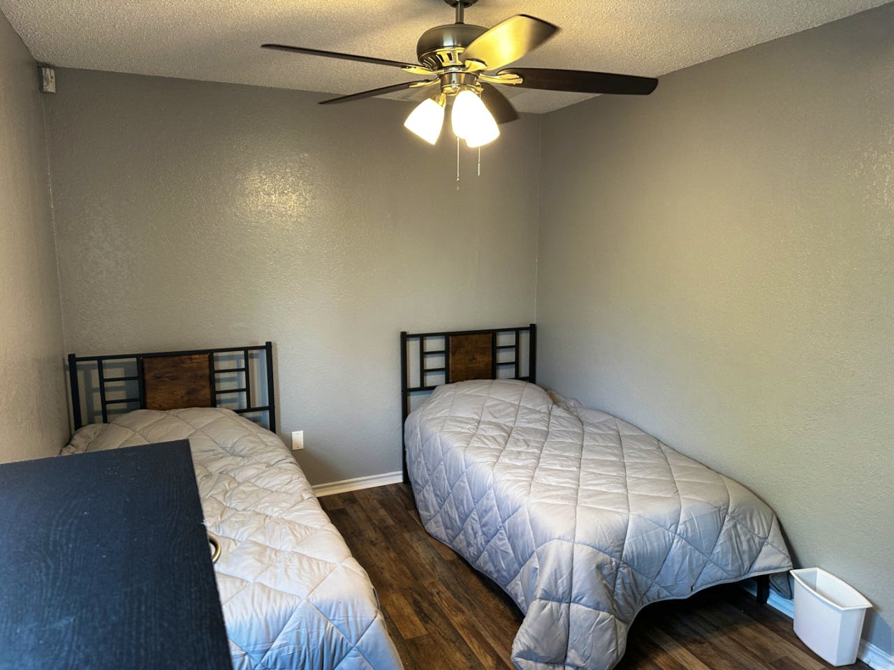  Bed In A 2-Bed Males Only Room  -  Welcoming Coliving Space in Family-Friendly Western Hills with Prime Amenities  - Gallery -  15