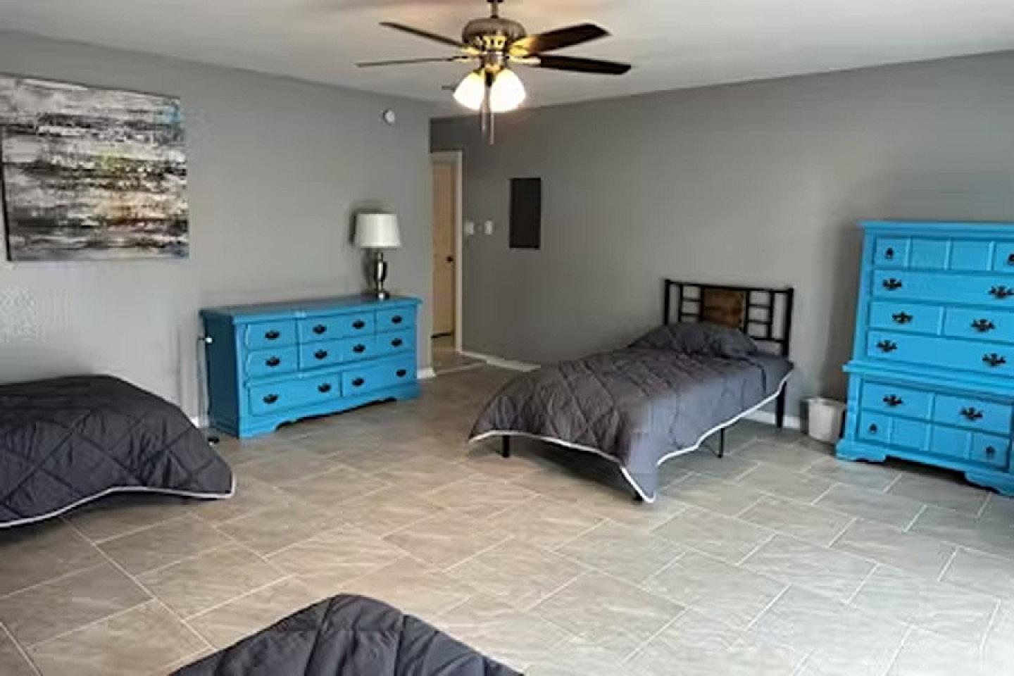  Bed In A 2-Bed Males Only Room  -  Welcoming Coliving Space in Family-Friendly Western Hills with Prime Amenities  - Gallery -  19