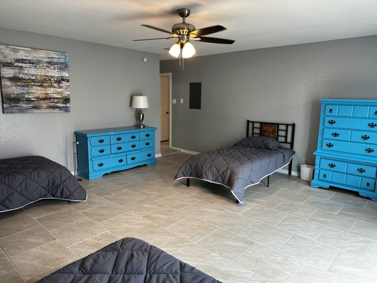  Bed In A 2-Bed Male Only Room  -  Welcoming Coliving Space in Family-Friendly Western Hills with Prime Amenities  - Gallery -  3