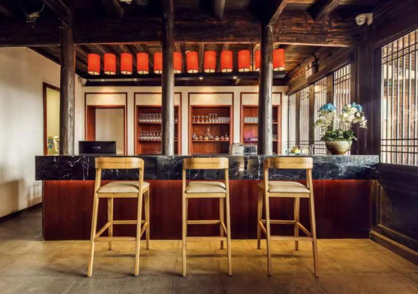  Bed In A 2-Bed Gender Separated Room  -  A sunny residence with an Oriental-inspired design, perfect for coliving and coworking  - Gallery -  7