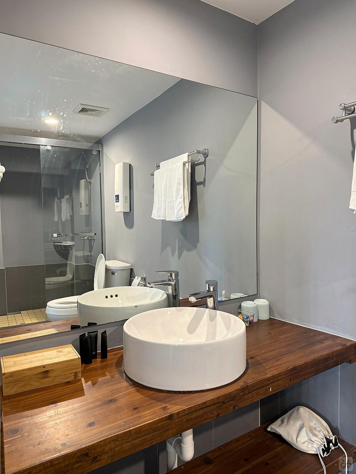  Poolside Suite  -  A sunny residence with an Oriental-inspired design, perfect for coliving and coworking  - Gallery -  21