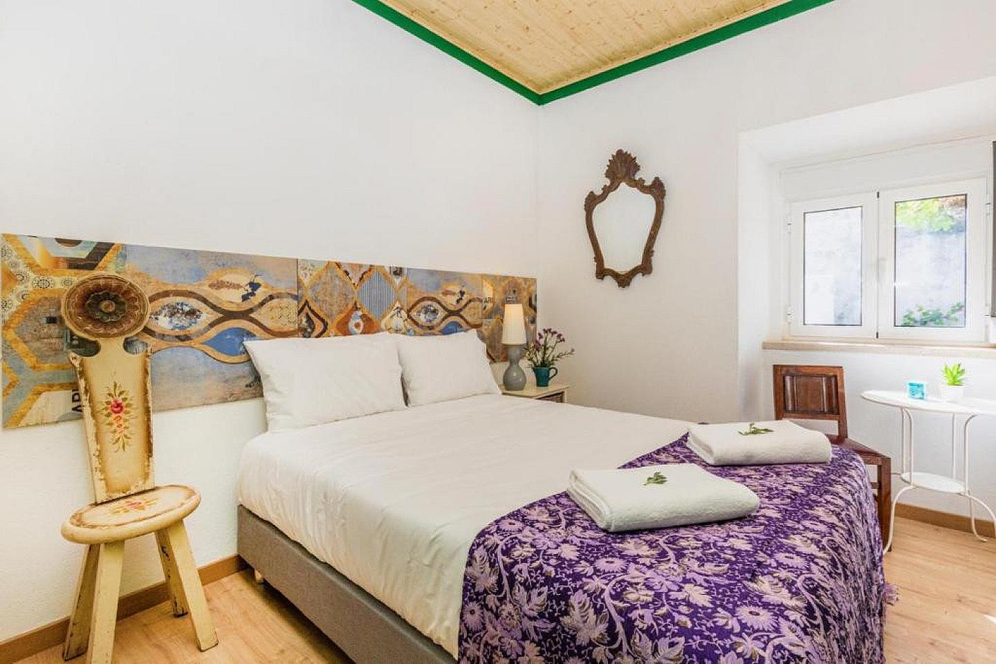  Private Room I  -  Bohemian house 20 minutes from Torres Novas Home  - Gallery -  1