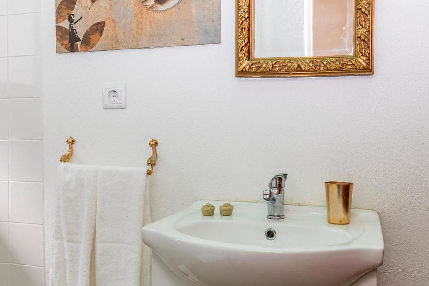  Private Room I  -  Bohemian house 20 minutes from Torres Novas Home  - Gallery -  7