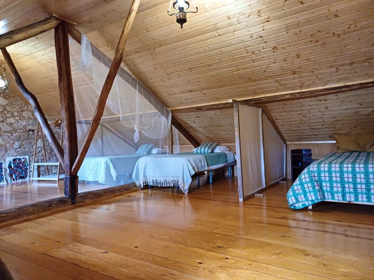  Bed In A 4-Bed Females Only Room  -  Bohemian house 20 minutes from Torres Novas Home  - Gallery -  30