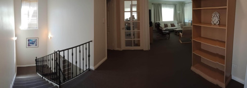 Tuscan 2 storey House near city  * FEMALES ONLY*