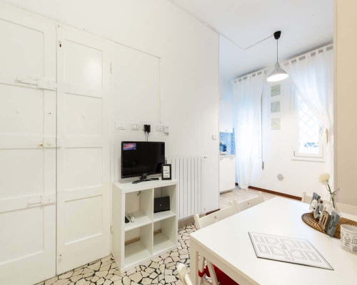 Stanza in Via Cairoli