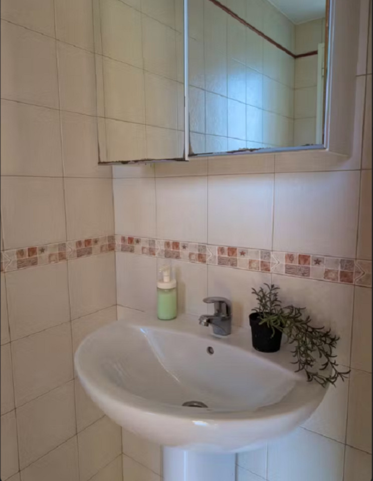 Bed In A 4-Bed Mixed Gender Room - Welcoming Coliving House for Remote Workers in Vibrant Costa Adeje - Gallery - 25