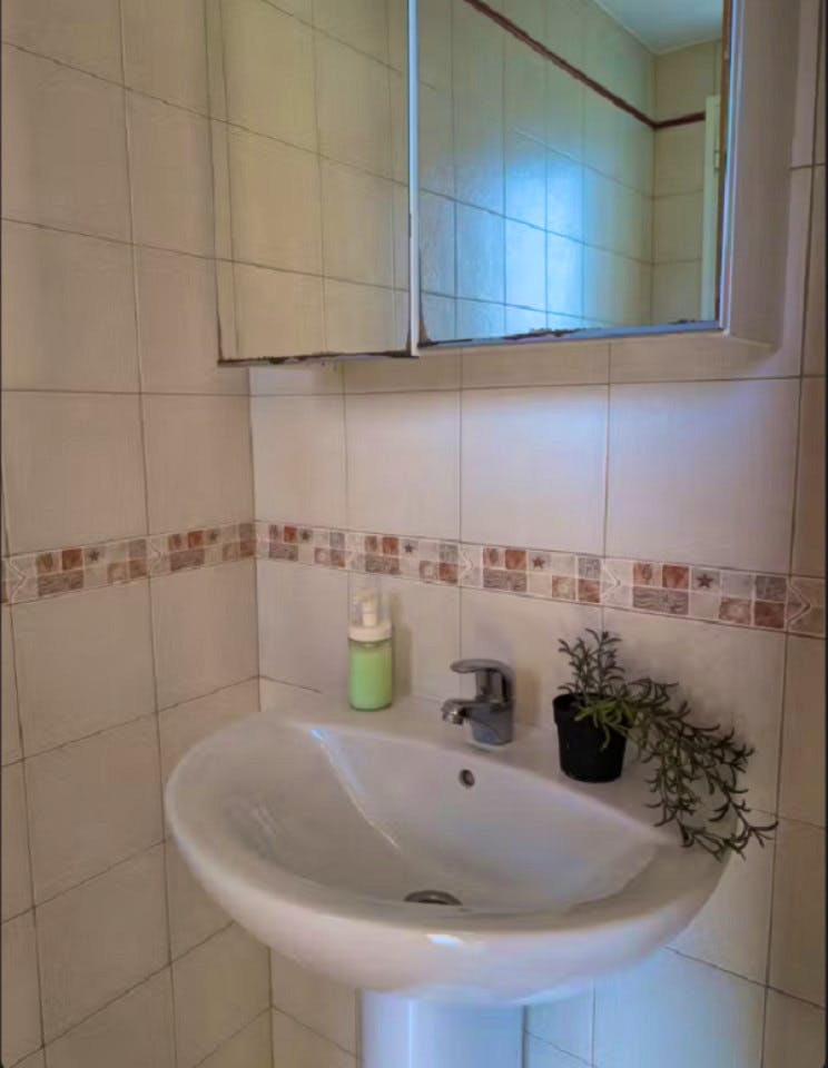 Private Room 2 - Welcoming Coliving House for Remote Workers in Vibrant Costa Adeje - Gallery - 3