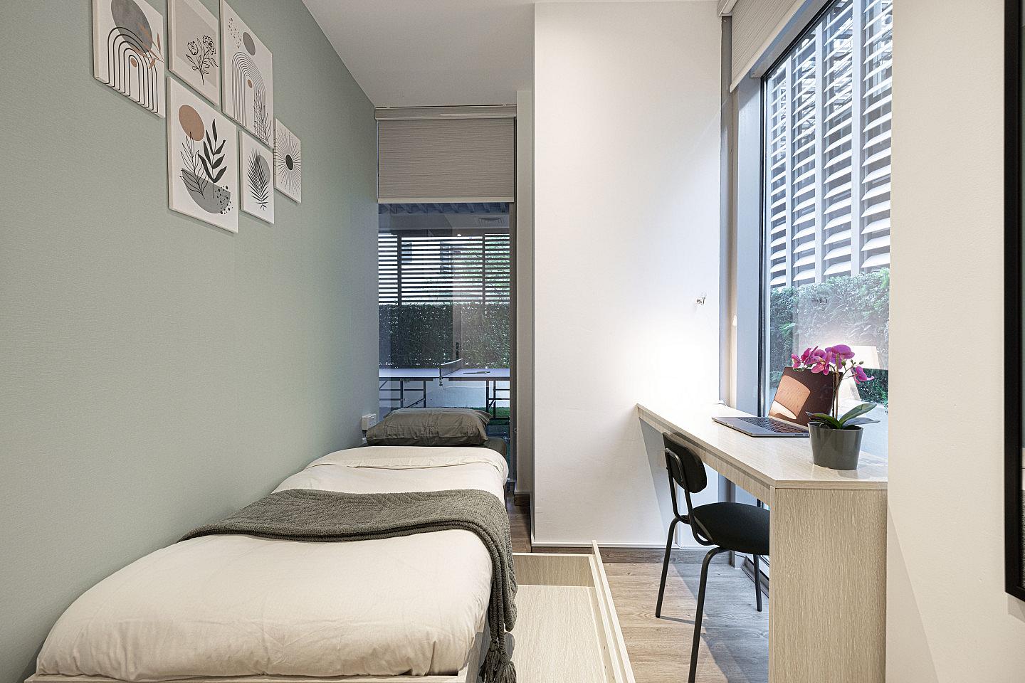  Single  -  Vibrant Coliving Villa: Cozy Room, Netflix & Stunning Burj Views  - Gallery -  37