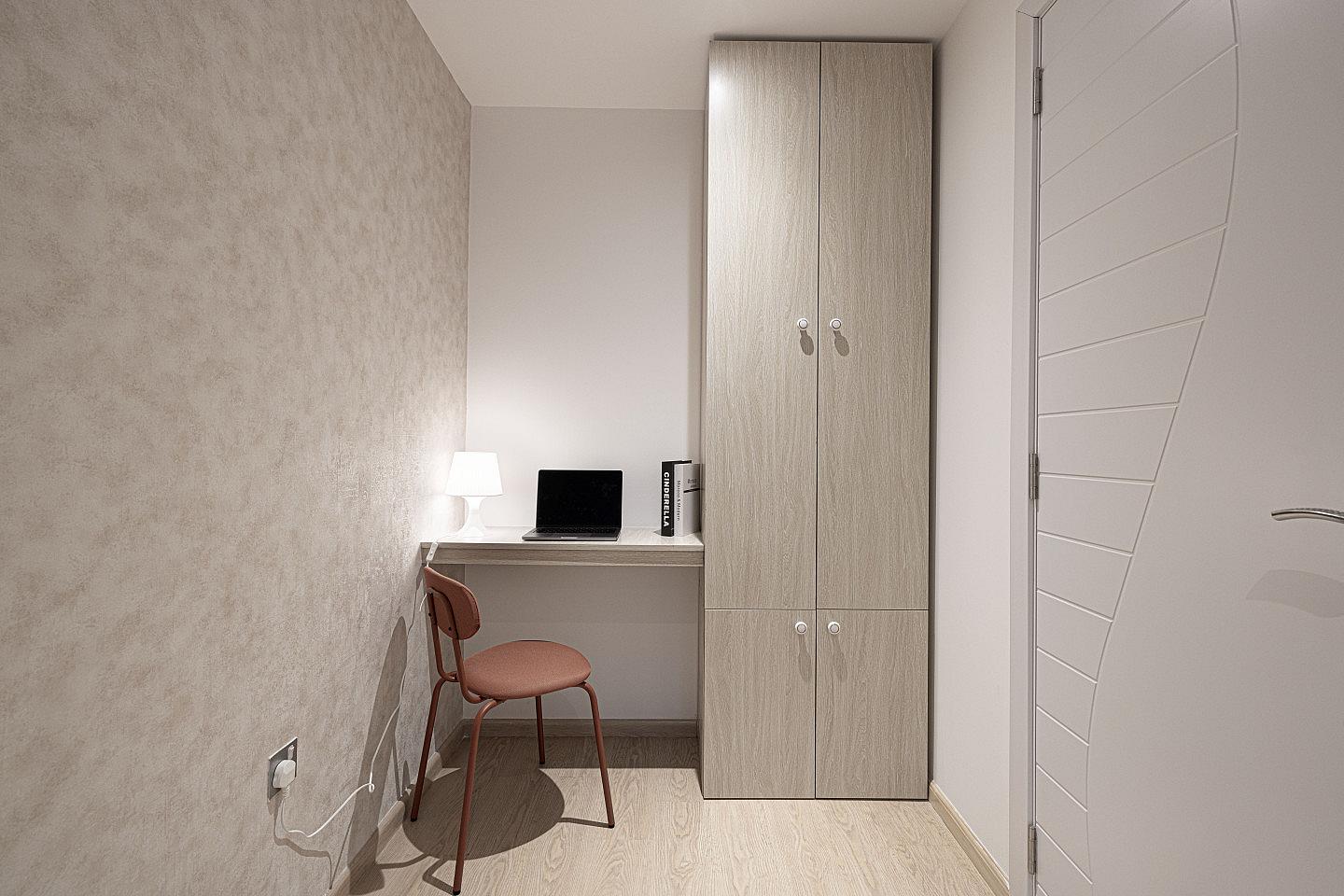 Private King Bed Room - Vibrant Coliving Villa: Cozy Room, Netflix & Stunning Burj Views - Gallery - 20