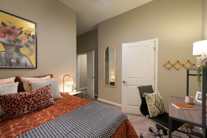  2 Bed - 2 Bath  -  The Metropolitan  - Gallery -  2