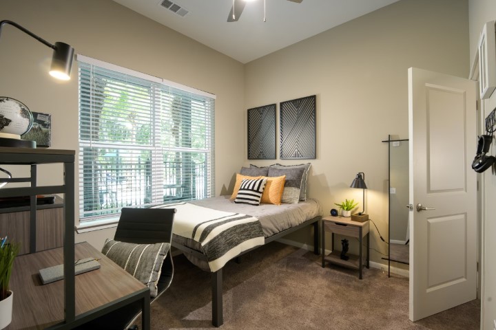  2 Bed - 2 Bath  -  The Metropolitan  - Gallery -  4