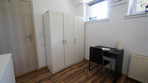 Neat and cosy single bedroom in Radogoszcz - Wschód - Gallery - 6