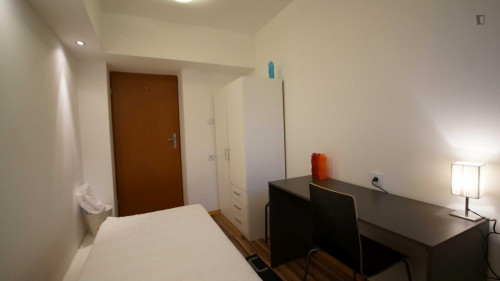 Pleasant single bedroom in Radogoszcz - Wschód