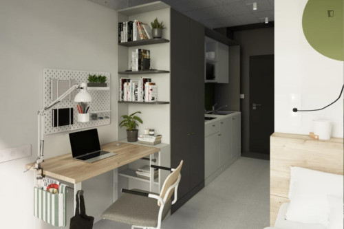 Bed in shared comfy studio, in Prądnik Czerwony - Gallery - 9