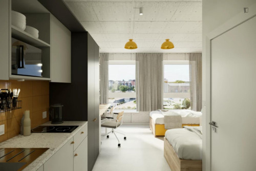 Bed in a cool shared studio, in central Warszawskie
