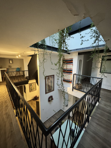 Luxurious Penthouse Coliving with Stunning City Views in Del Valle Centro