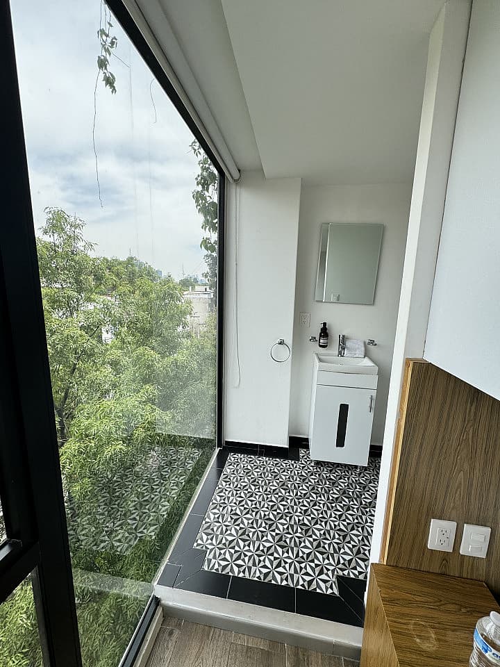  Room 3  -  Luxurious Penthouse Coliving with Stunning City Views in Del Valle Centro Apartment  - Gallery -  37
