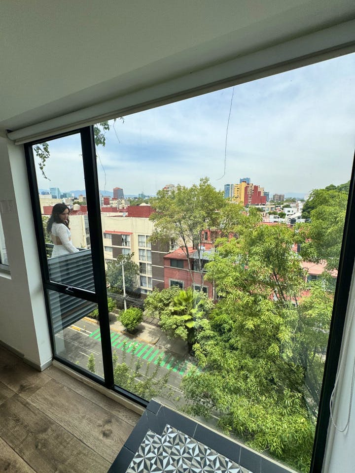  Room 3  -  Luxurious Penthouse Coliving with Stunning City Views in Del Valle Centro Apartment  - Gallery -  8